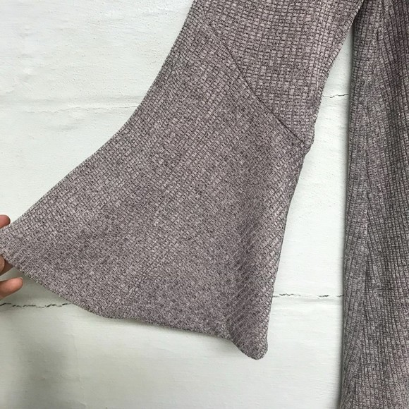 H by Halston Size Large Thermal Long Sleeve Top Bell Sleeves Waffle Knit Purple - Picture 2 of 7